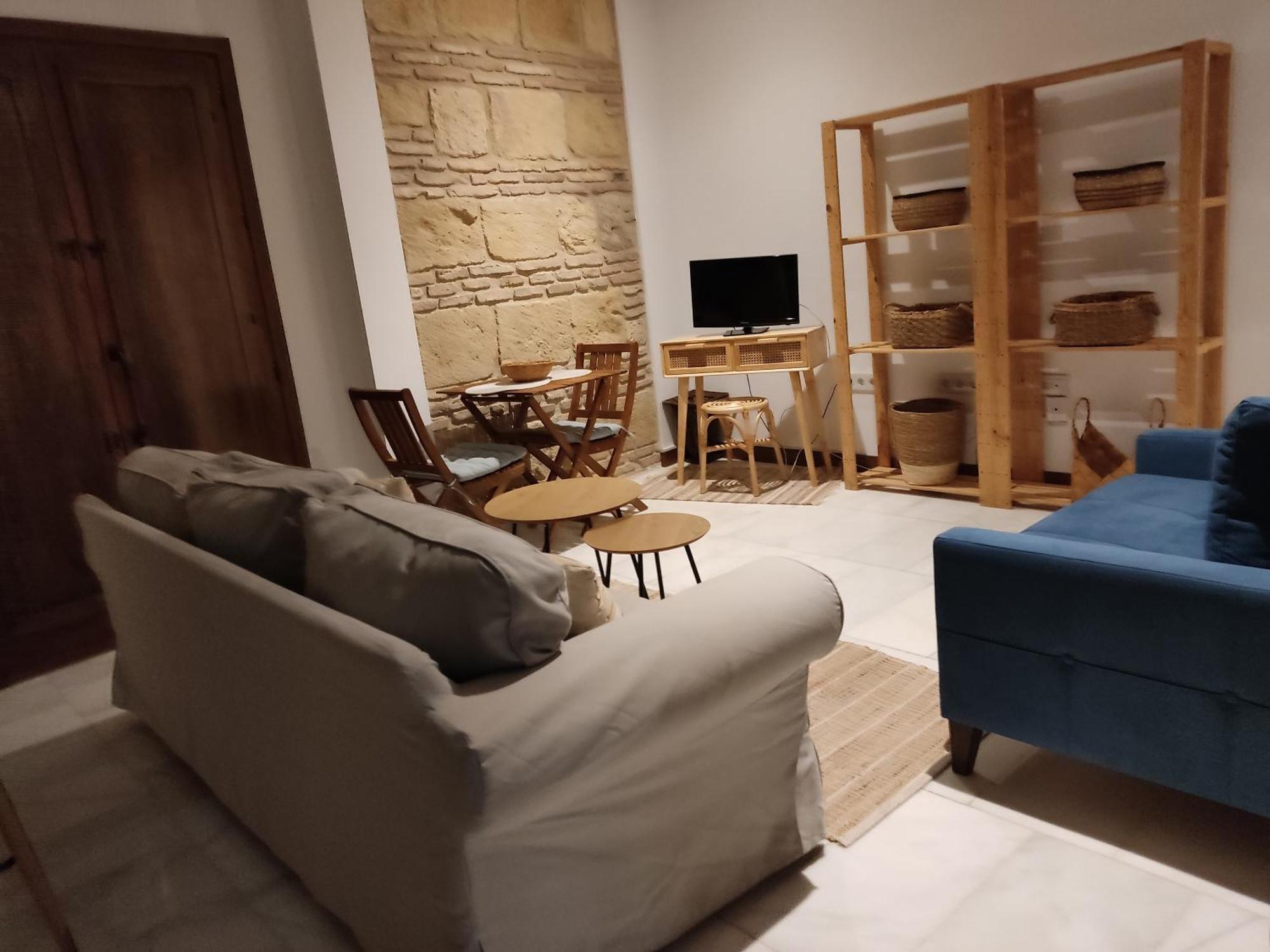 La Casa De La Escalera 4 *
